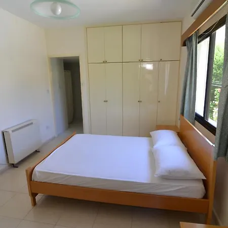 Chrysafinia Aparthotel 2*