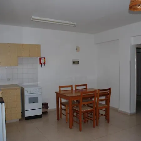 Chrysafinia Aparthotel 2*