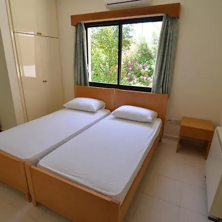 Chrysafinia Aparthotel 2*